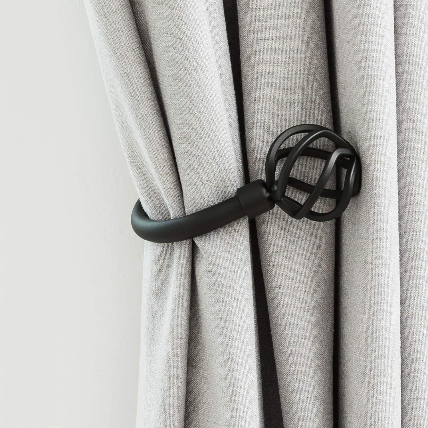 Geometric Indus Curtain Holdback1